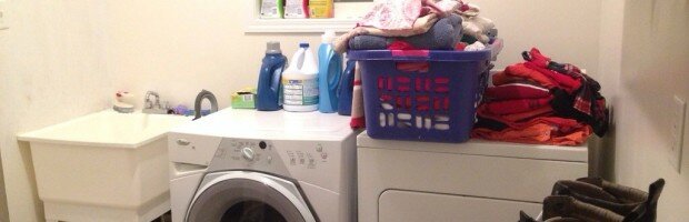 Project Santa: Laundry room makeover