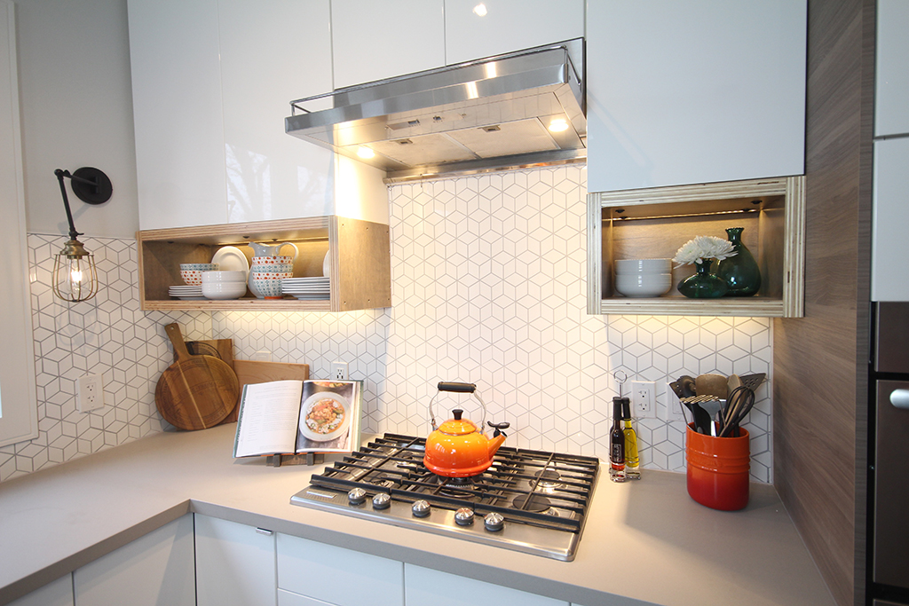The Dreamhouse Project - Dream Kitchen Reveal with pops of orange